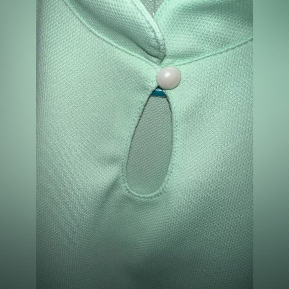 $1 GREEN DRESS ASIAN SIZE XL BUT ITS MORE OF A MED. NEW. $1 WITH ANY $10 ORDER O - Picture 8 of 9